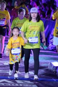 BIB: 744, 4755, 4553
                            <button type="button" onclick="openModal(26262063)" class="btn btn-primary btn-sm float-right btn-popup" data-toggle="modal" data-target=".modal-high-quality">
                        <i class="fas fa-shopping-cart"></i> Add to Cart
                    </button>
                                            <button type="button" onclick="isThisMe(26262063, true)" class="btn btn-success btn-sm float-right btn-popup btn-isme hidden" data-toggle="tooltip" data-placement="bottom" title="นี่คือรูปของคุณใช่ไหม คลิกที่นี่เพื่อเอาเข้าอัลบั้ม">
                        <i class="fas fa-plus"></i> Add to album
                    </button>
                    <button type="button" onclick="isThisMe(26262063, false)" class="btn btn-warning btn-sm float-right btn-popup btn-isnotme hidden">
                        <i class="fas fa-ban"></i> Remove from album
                    </button>